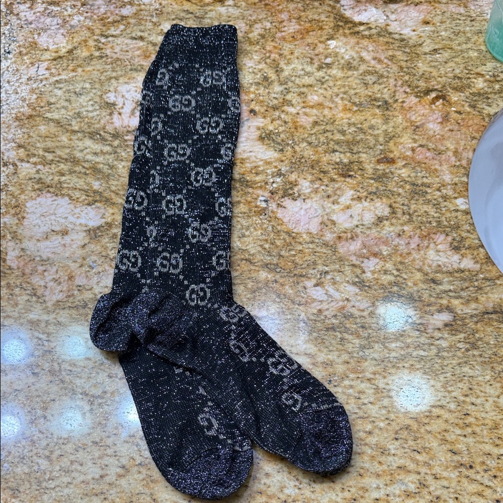 Unisex - New Gucci Black and Beige Logo Socks
